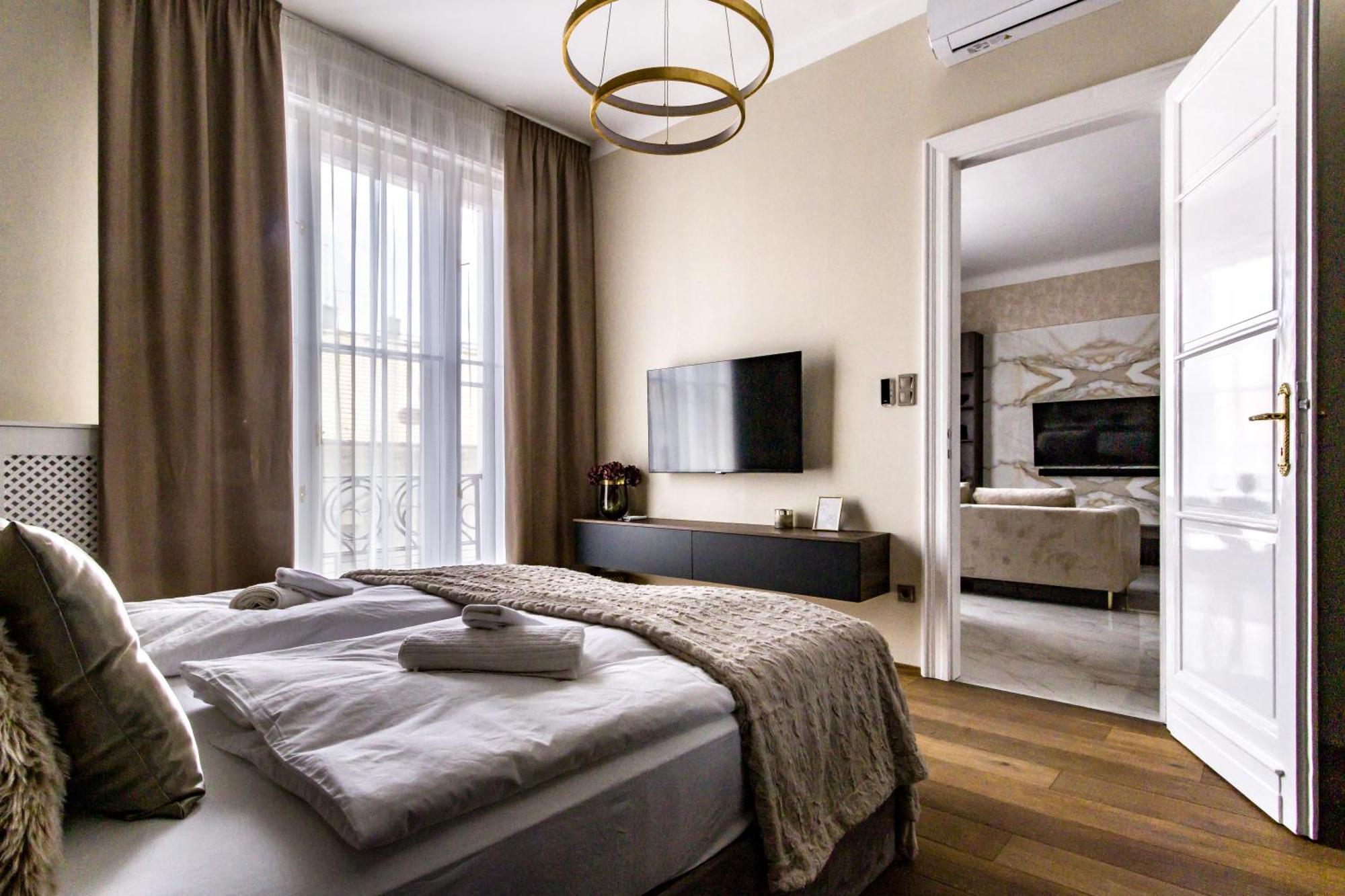 N16 Deluxe Apartment Budapesta Exterior foto