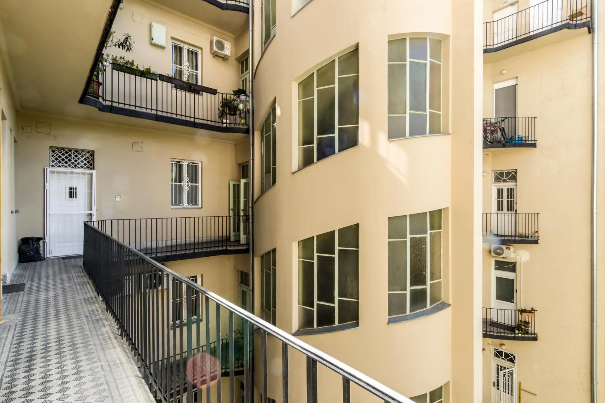 N16 Deluxe Apartment Budapesta Exterior foto